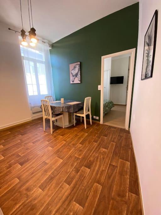 Appartement Sleep In Rodez Le Penavayre 2 Centre-Historique Vieux Rodez Extérieur photo